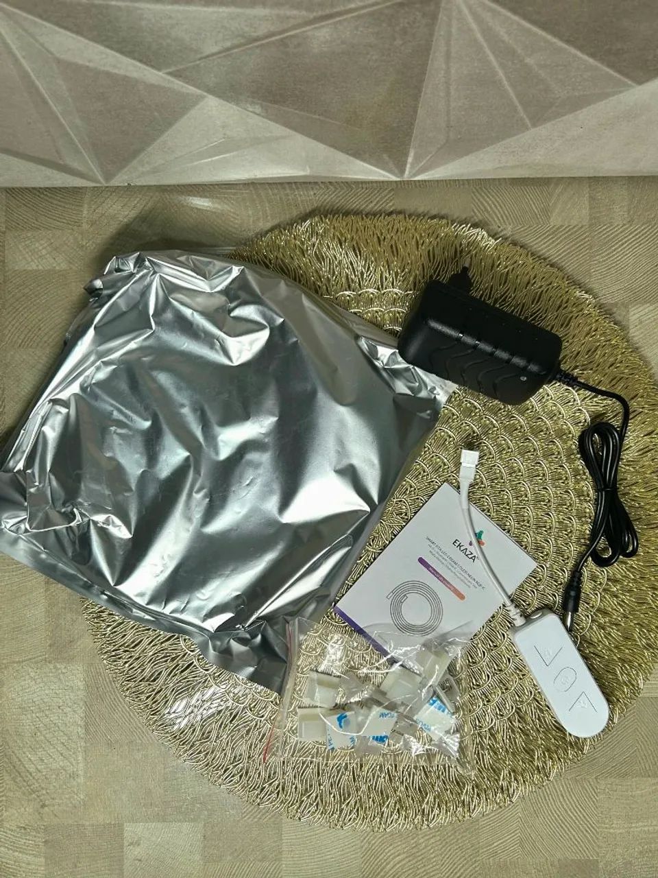 Fita de Luz LED RGB Smart Ekaza - Transforme Seu Ambiente - Foto 2