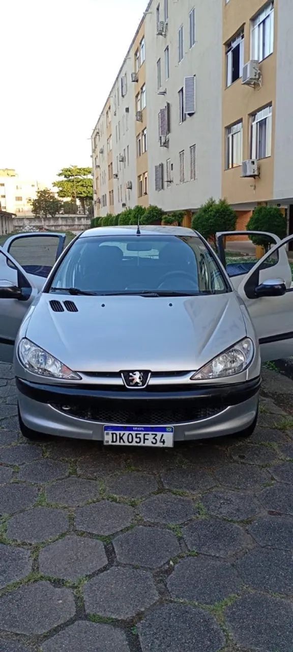Peugeot 206 Presence 1.4/ 1.4 Flex 8V 3P 2005