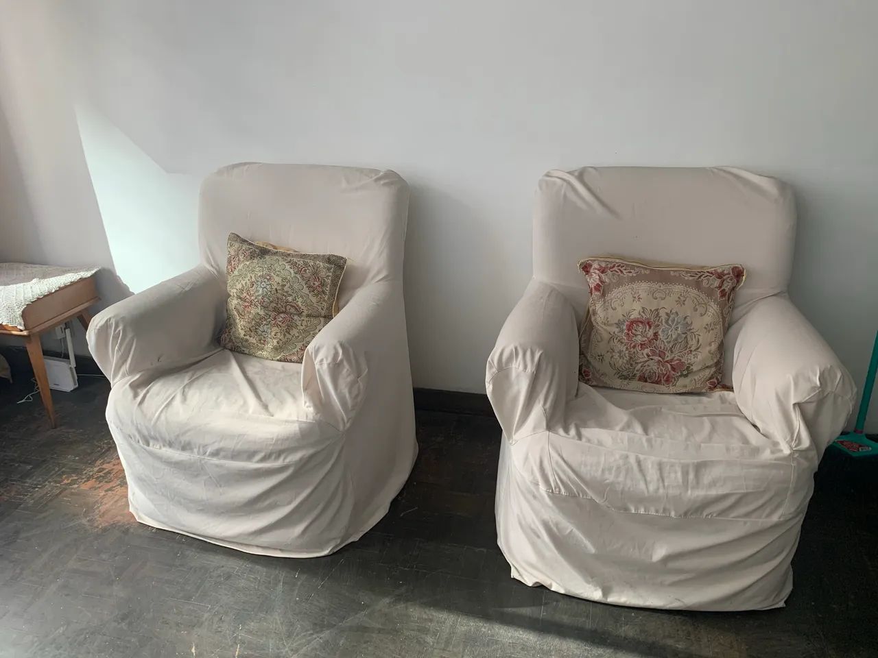 SOFÁ E POLTRONAS - Foto 2
