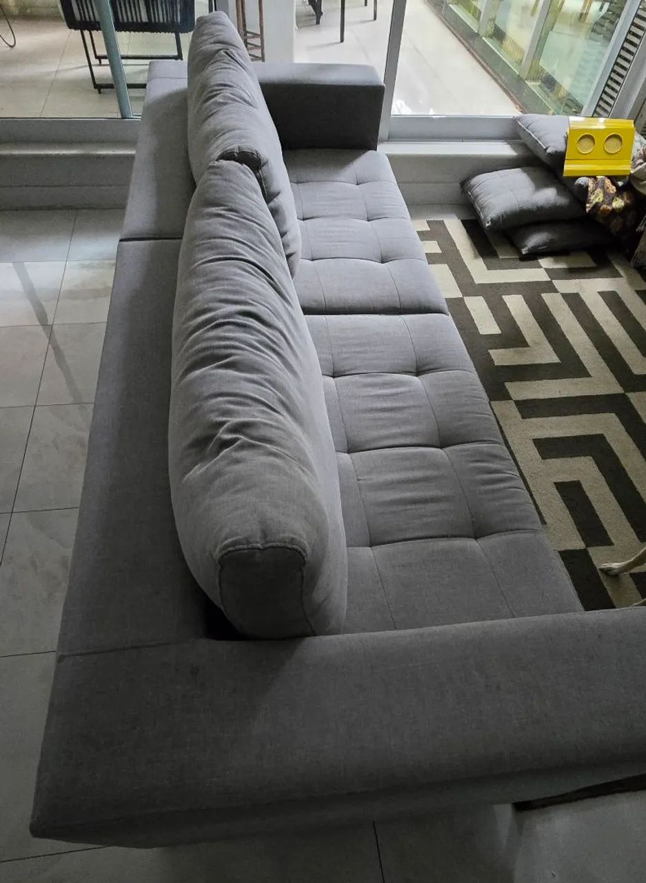 Sofá cinza de 5 lugares do Casa Shopping  - Foto 5