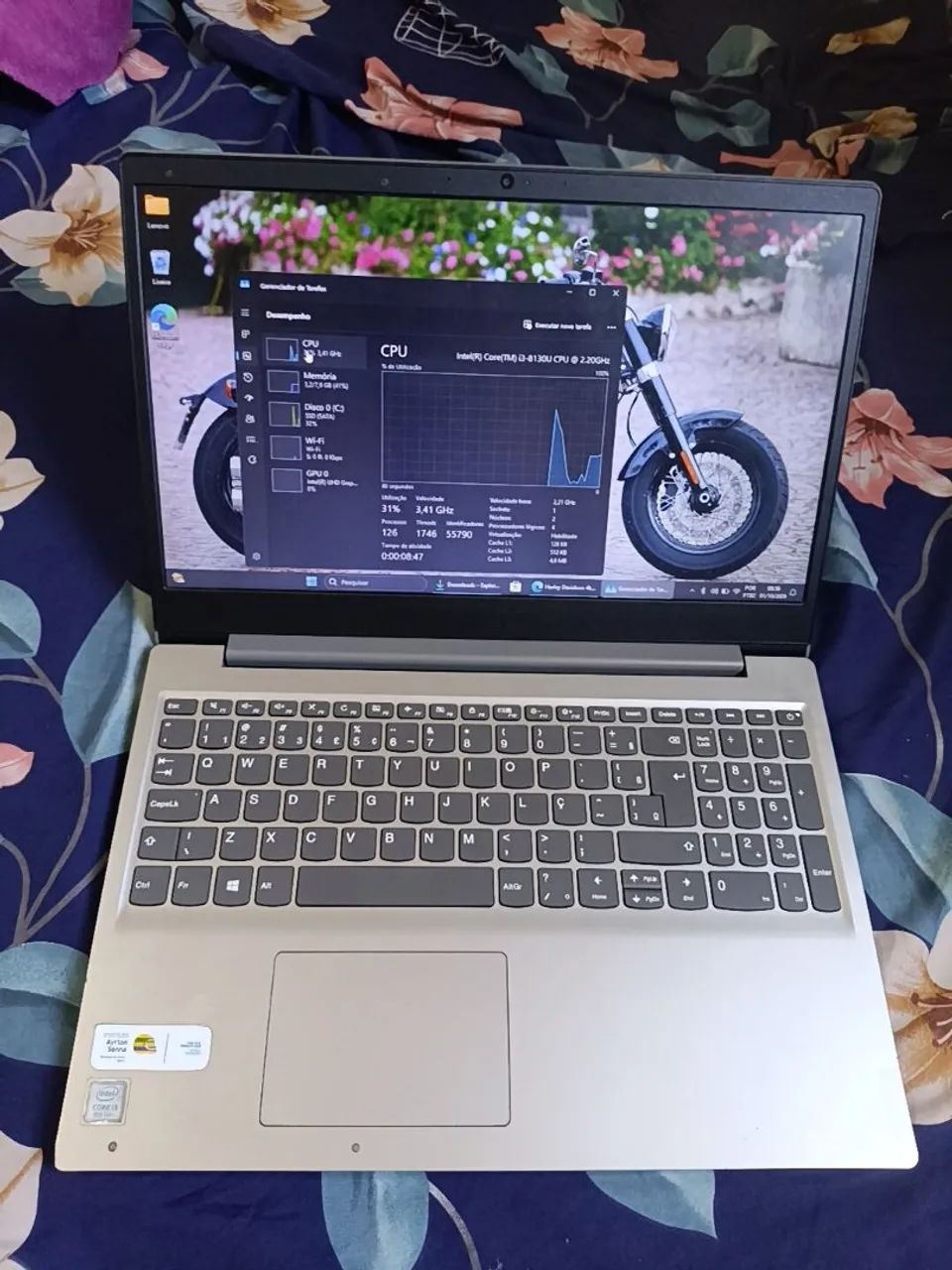 Notebook Lenovo Ideapad -core i3 -8GB RAM- SSD W11- oportunidade unidade 