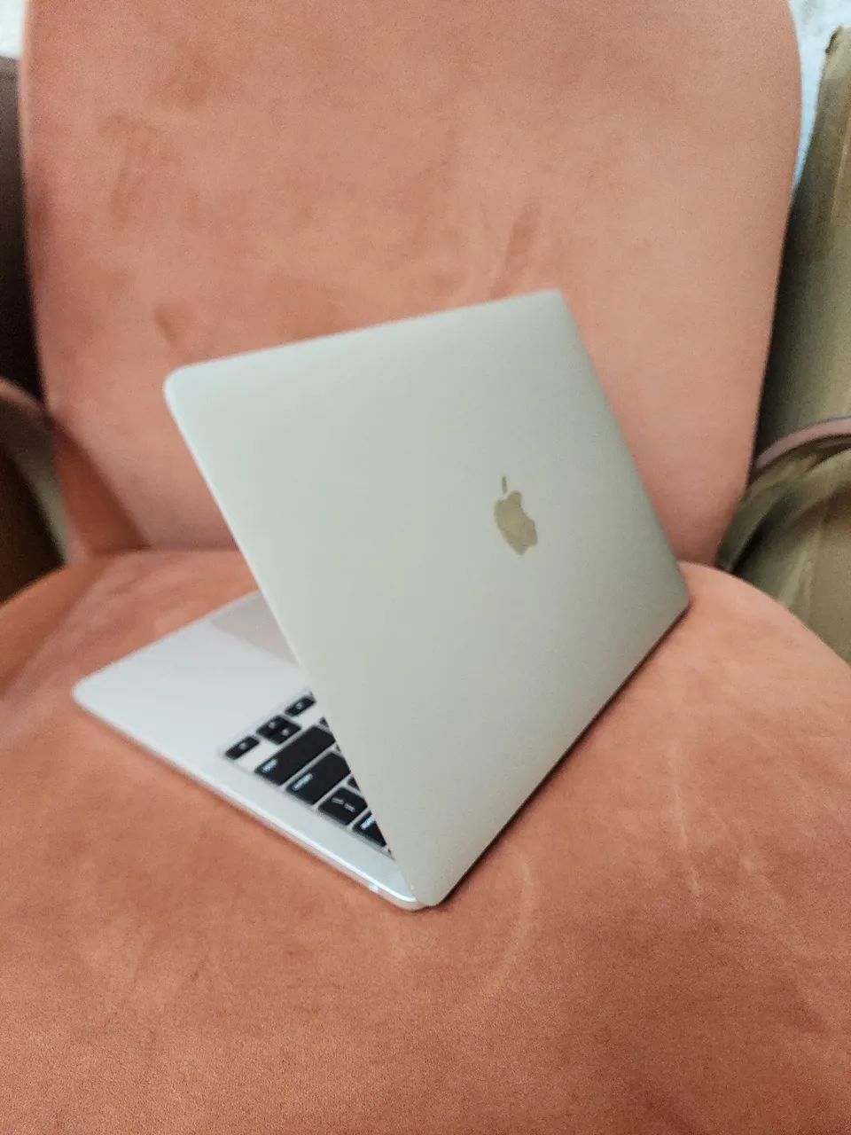 MacBook Pro chip M1 16gb de RAM 2020  - Foto 5