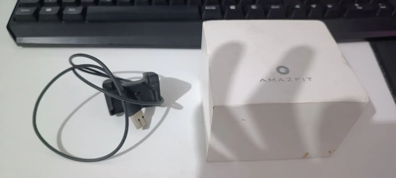 Carregador e caixa amazfit bip - Foto 2