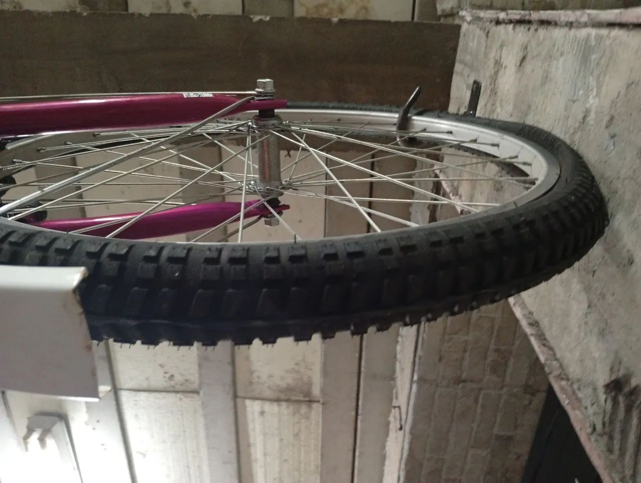 BICICLETA aro 20 nova  - Foto 3