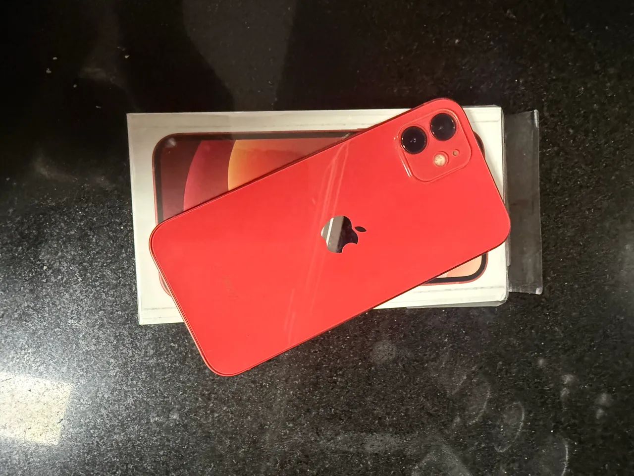 iPhone 12 Red 128gb , impecável todo original com caixa