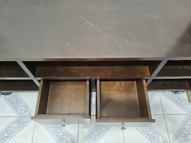 Rack de madeira maciça com rodízios  - Foto 2