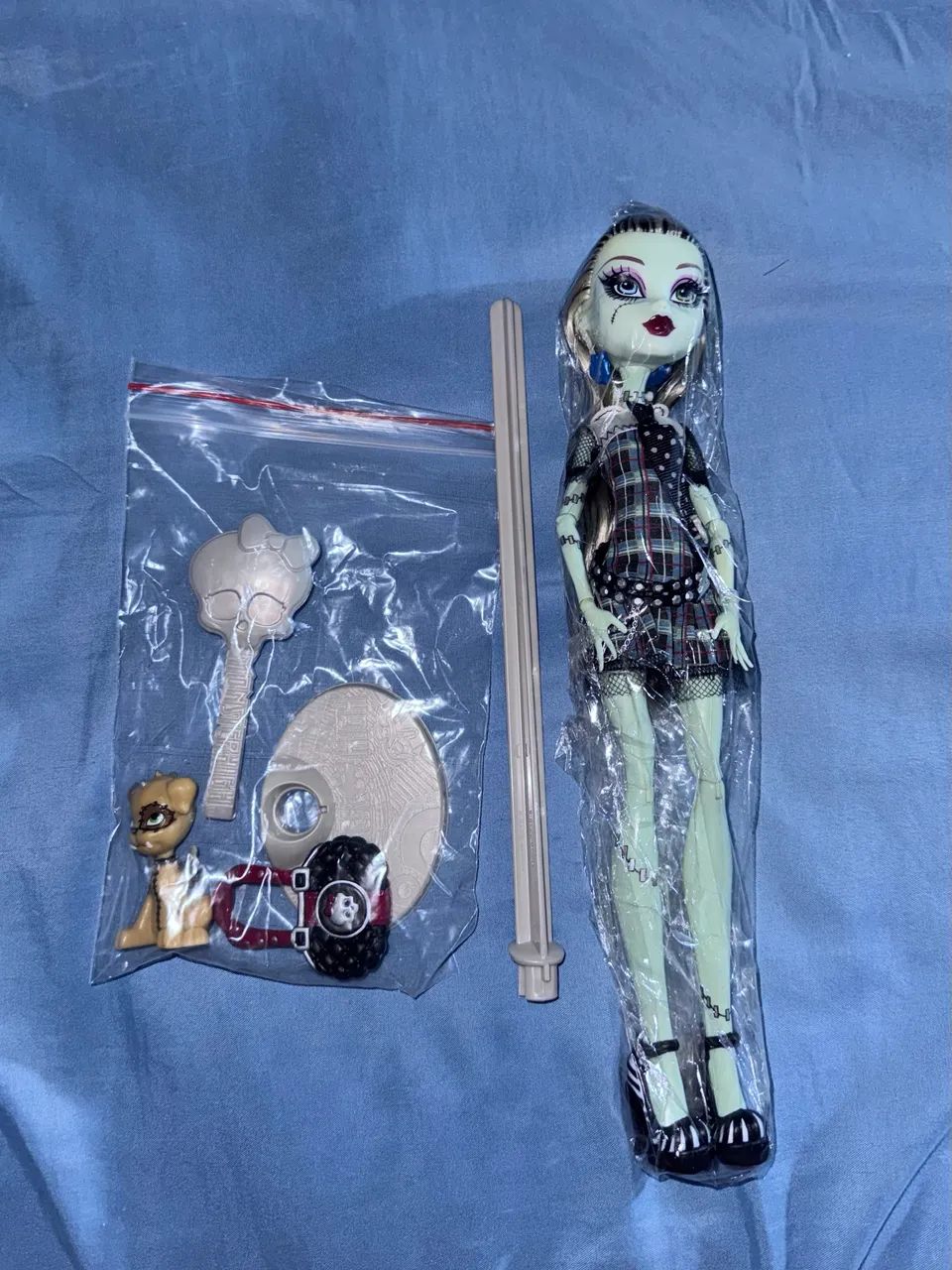 Boneca Frankie Stein Monster High Básica  - Foto 2
