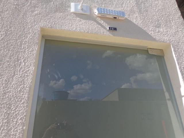Vendo apartamento no candelária, área privativa, 02 quartos, 01 vaga - Foto 3