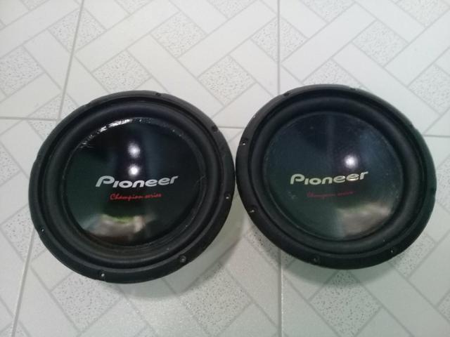 Vendo par de cara preta Pioneer 12 polegada