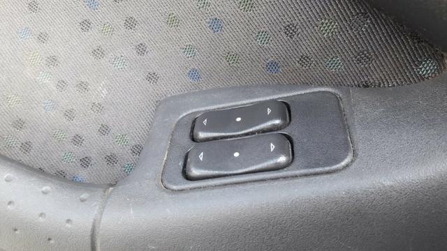 Gm - Chevrolet Corsa - Foto 15
