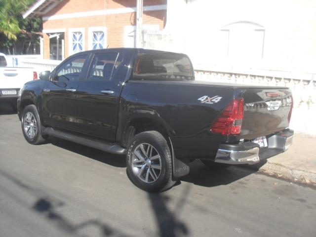 Toyota hillux srv 4x4 2.8 diesel automatica - Foto 2