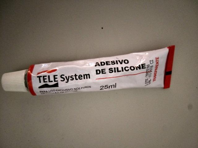 Silicone Multiuso Incolor/transparente P/ Vedação e cola de superficies - Foto 3