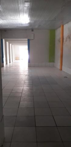 Aluga loja comercial 300m2 térreo, px. Igrej.Fatima antigo Cenários Recepção - Foto 4