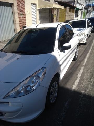 Peugeot 207 - Foto 2