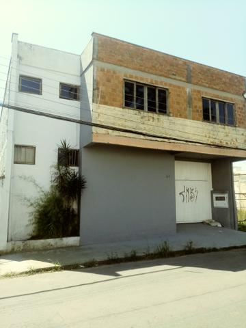 Pavilhão + Moradia - Foto 16