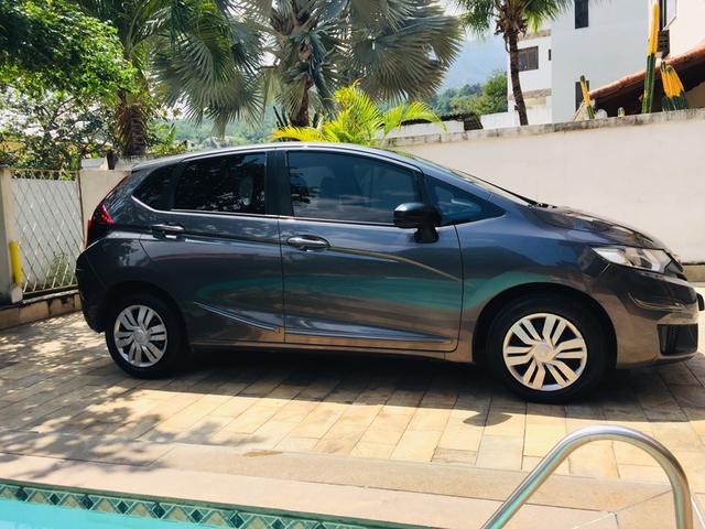 Honda Fit automático com couro e multimedia, ún.dona com 60 mil km!!!! - Foto 6