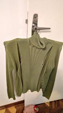 Blusa e casaco de linha verde - Foto 3
