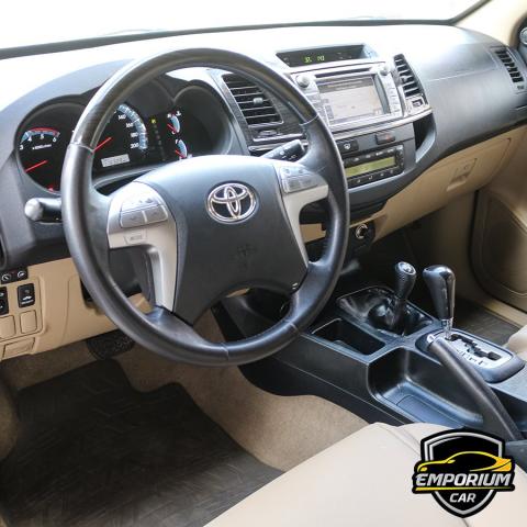 HILUX SW4 2014/2015 3.0 SRV 4X4 7 LUGARES 16V TURBO INTERCOOLER DIESEL 4P AUTOMÁTICO - Foto 8