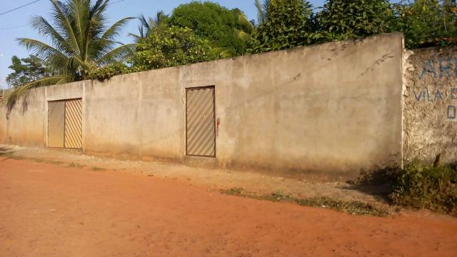 Mini sítio todo murado com casa dentro negócio em carro também