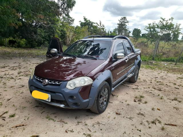 Fiat Strada 1.8 Locker Adventure