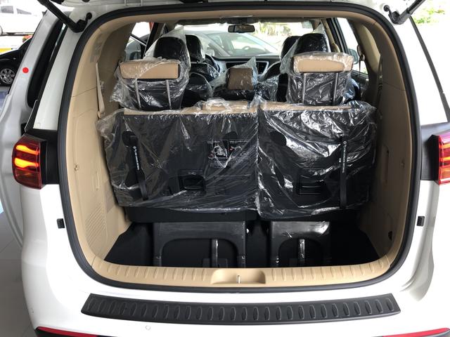 Grand Carnival 3.5 V6 8 lugares Ano 2019 modelo 2020 - Foto 10