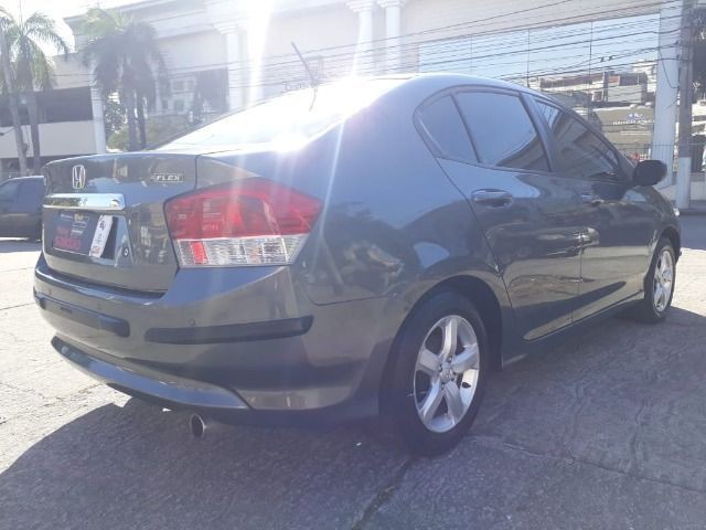 Honda City Dx 1.5 Manual 2011 + GNV 5ºGeração - Foto 4