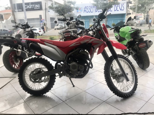 HONDA CRF 250F 2021 ZERADA!