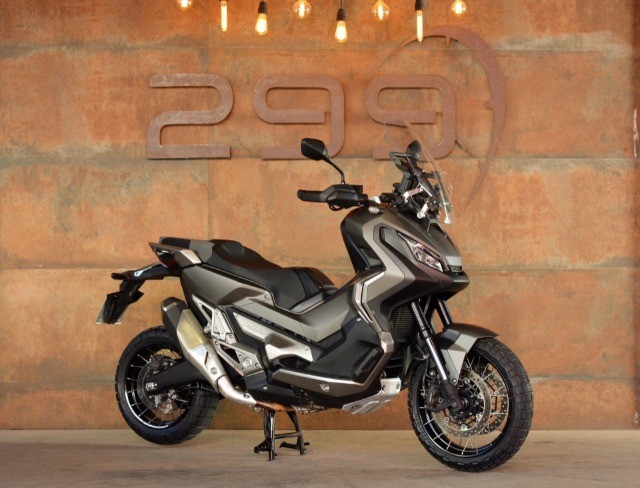 HONDA X-ADV 750 2021