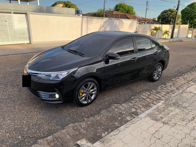 COROLLA XEI 2019. MOTOR 2.0, 16V AUTOMÁTICO CVT. PRETO PEROLIZADO.