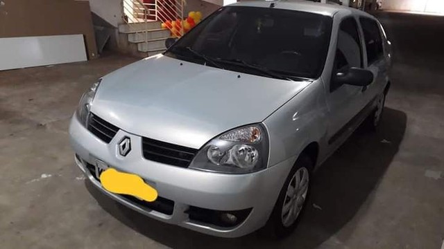 VENDO RENOUT CLIO IMPECÁVEL