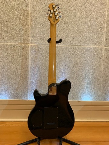 Guitarra Olp Axis By Ernie Ball (music Man) - Instrumentos