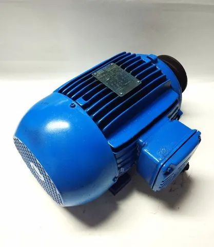 Motor WEG Trifásico 5CV 1715RPM - Foto 2