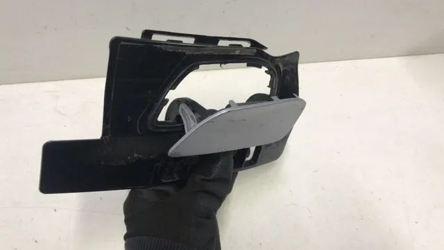 Tampa Esguicho Farol Esquerdo Audi A1 2017 com suporte - Foto 5