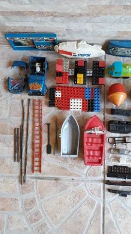 Itens diversos - Peças e sucatas para dioramas