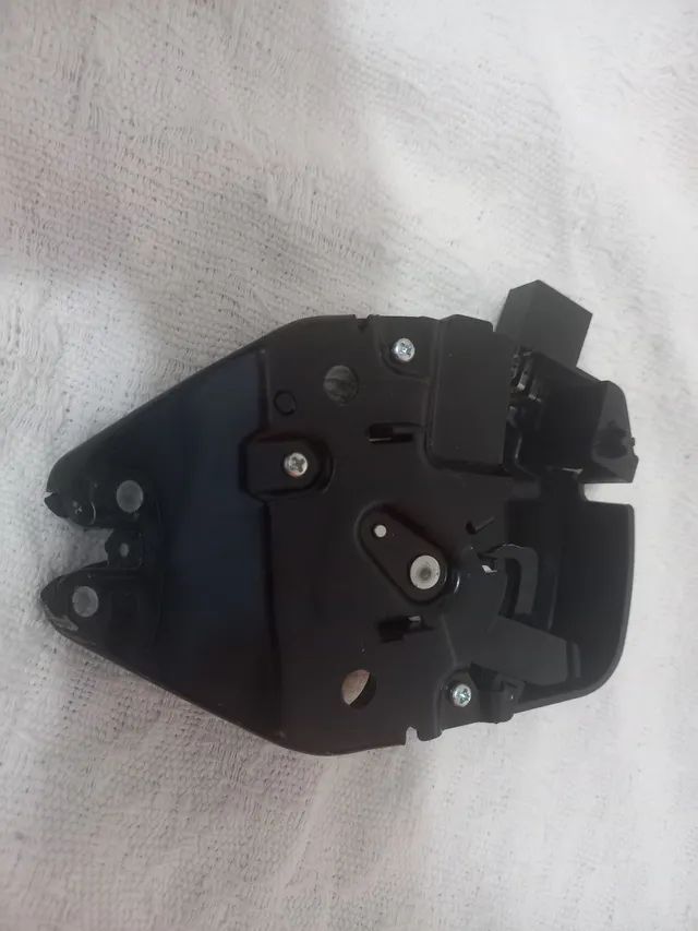 Tranca tampa traseira honda g10 