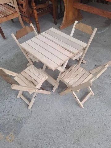 Conjunto de Mesa infantil de eucalipto com 4 cadeiras  - Foto 4