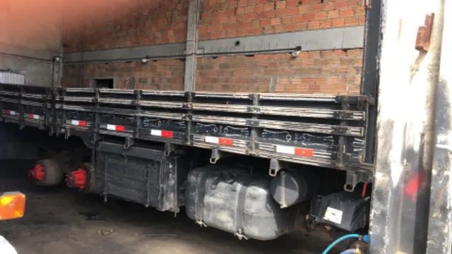Carroceria 8,10M - Foto 2
