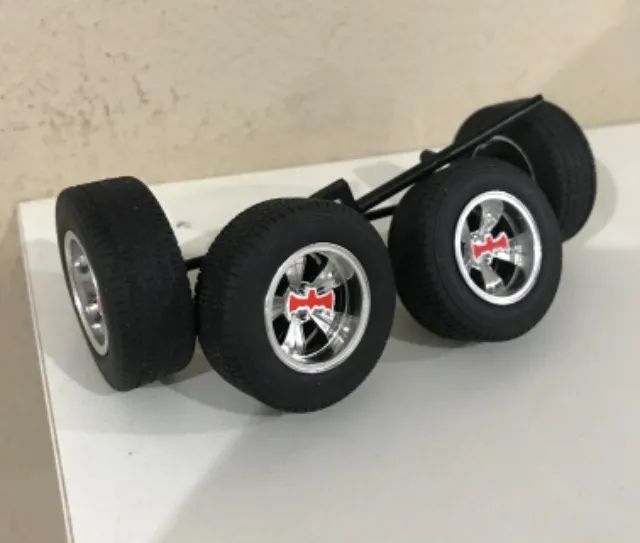 Batmóvel 1966 Hotwheels Super Elite 1:18 ( Rodas Originais ) - Foto 2