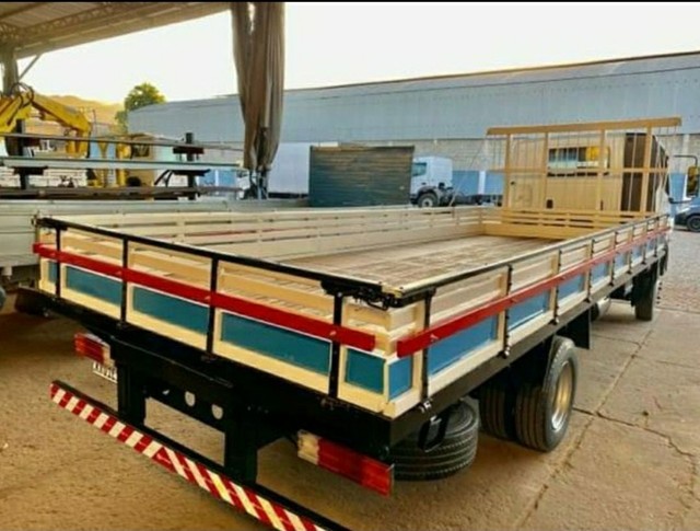 Mb Accelo 815 Carroceria - Foto 4