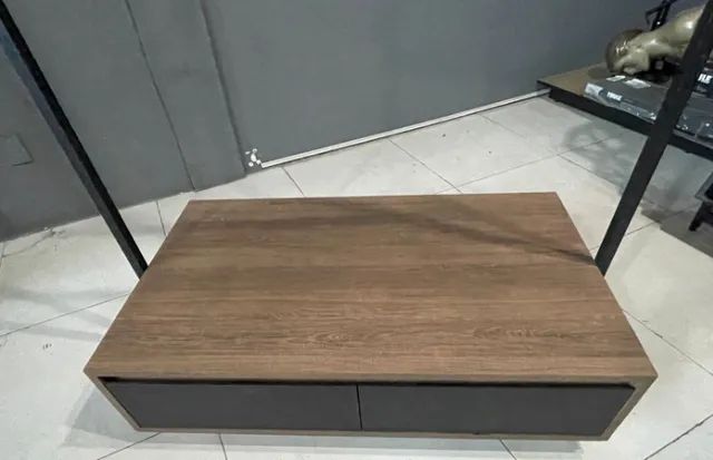 Arara de roupas com 2 gavetas e rodinhas - Foto 3