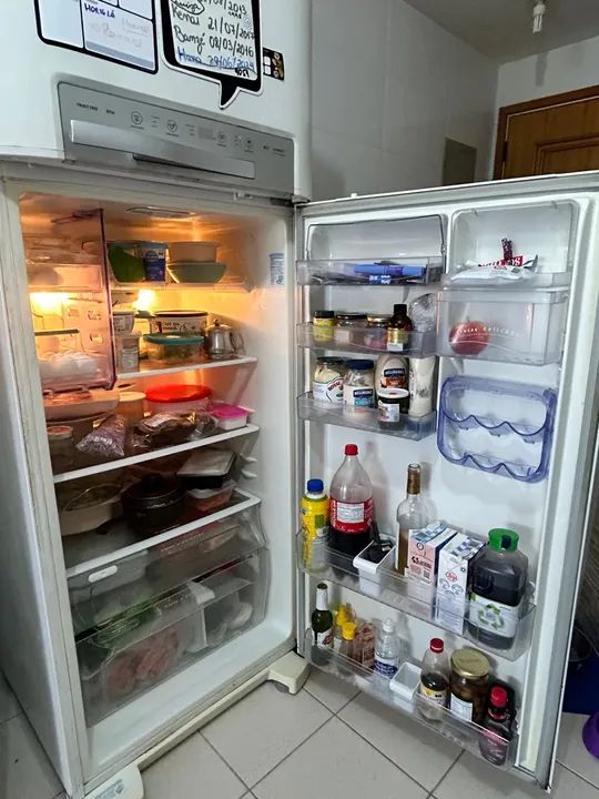 Geladeira Eletrolux Frost Free - Foto 6