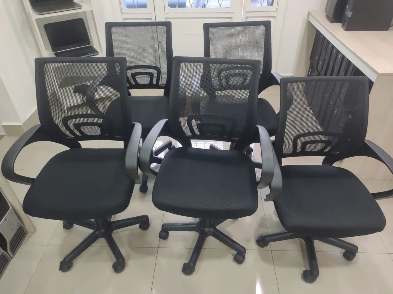 Cadeira de escritório Nova R$280,00 - Foto 6