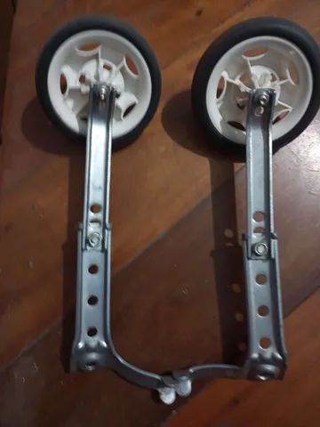 1 par de rodas ajustável e reforçada para bicicleta 