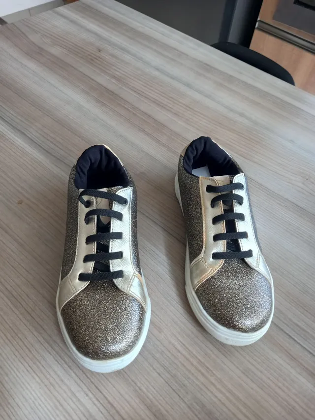 Tenis 34