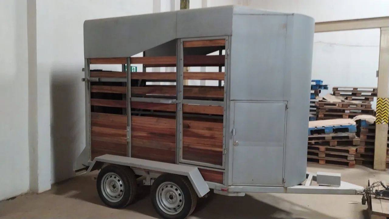 vendo ou alugo  carretinha de cavalo