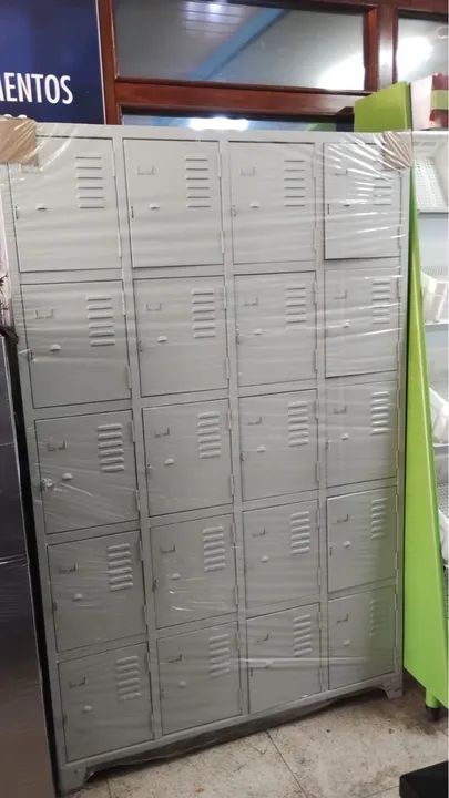 Armário p/ funcionários 20 compartimentos 