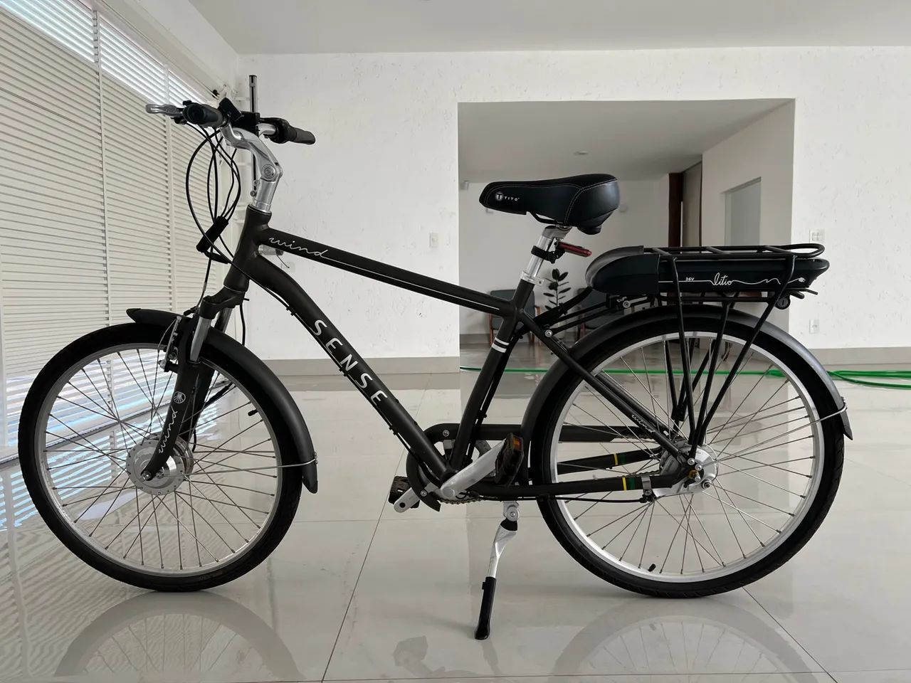 Bicicleta Elétrica Sense Wind - Impecável! - Foto 4