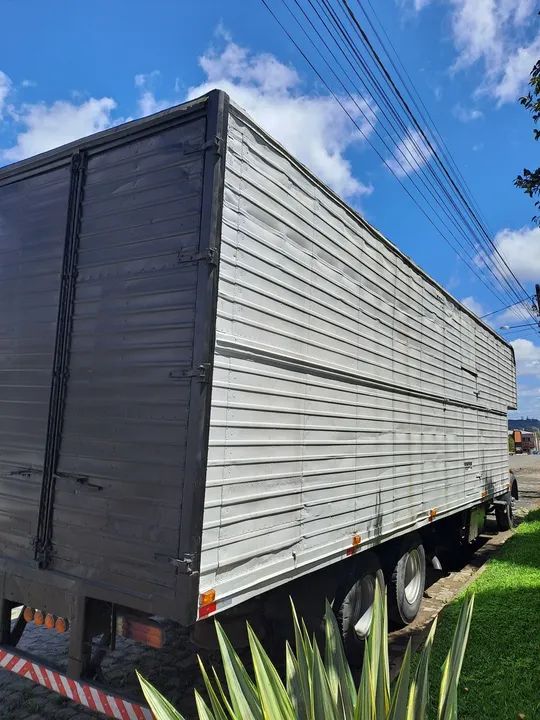 VENDA BAÚ DE CAMINHÃO  - Foto 3