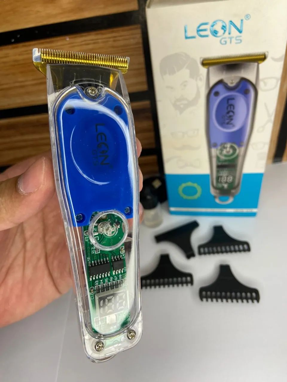 MAQUINA DE ACABAMENTO LEON 1579 an1