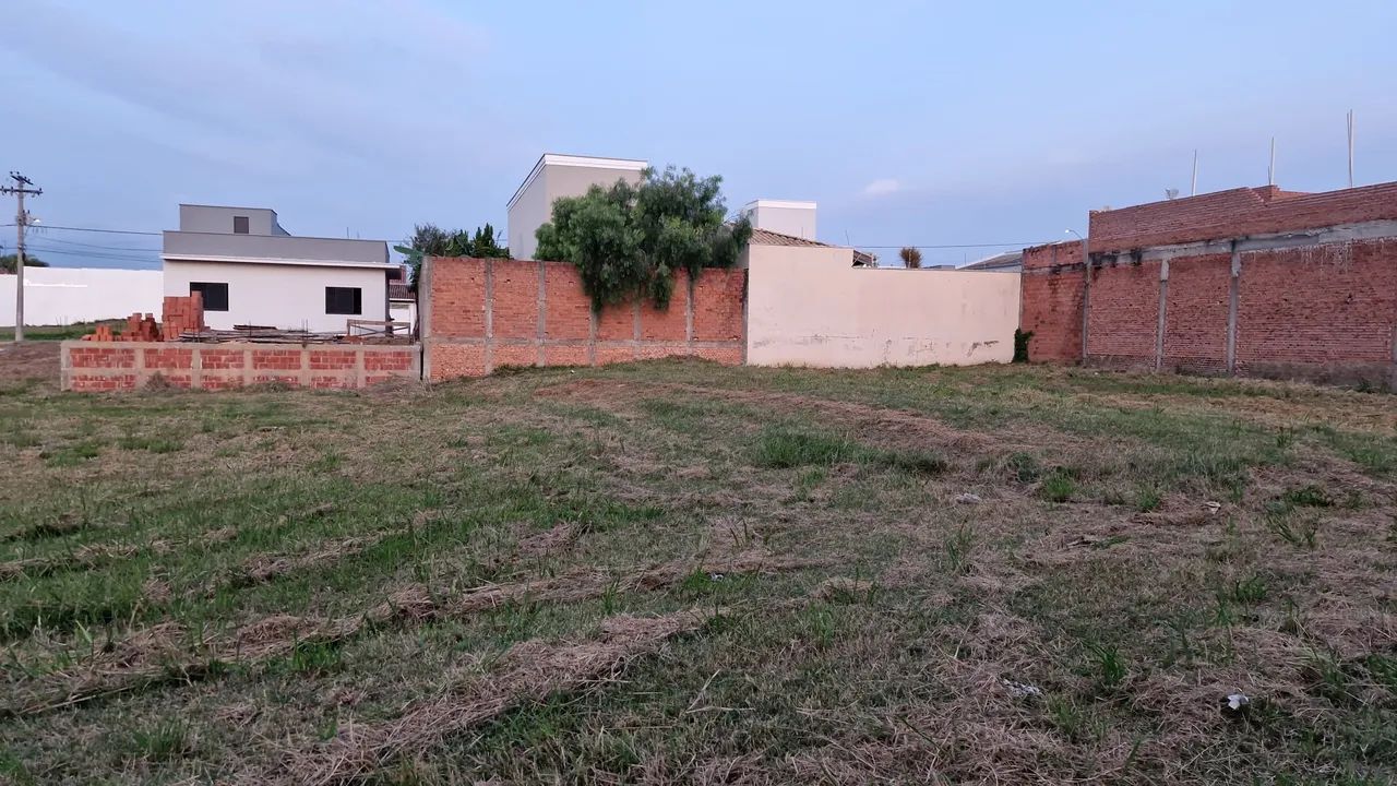 Terreno plaino 330mtrs em Saltinho